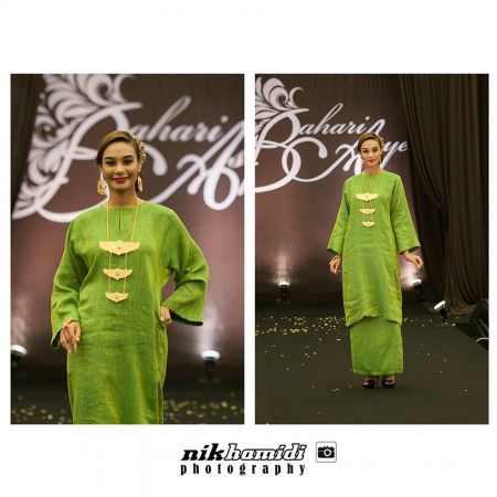 Kurung Kuno dalam fabrik linen